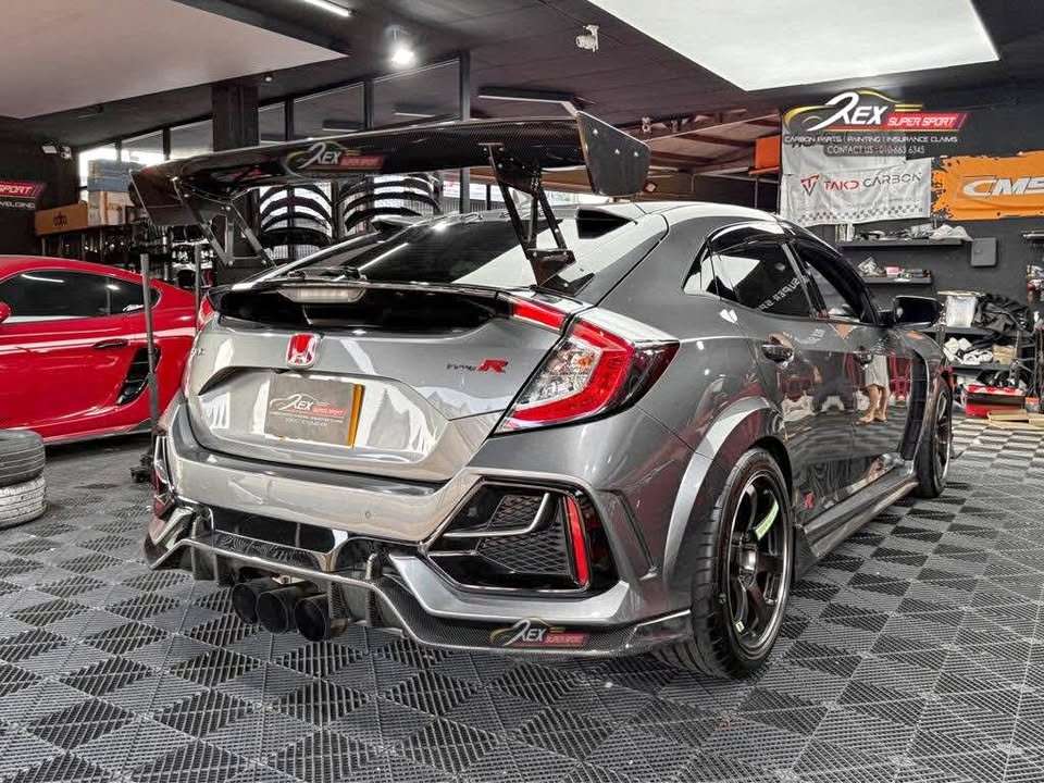 Honda Civic Type R FK8🔥 Rear Diffuser Carbon💥