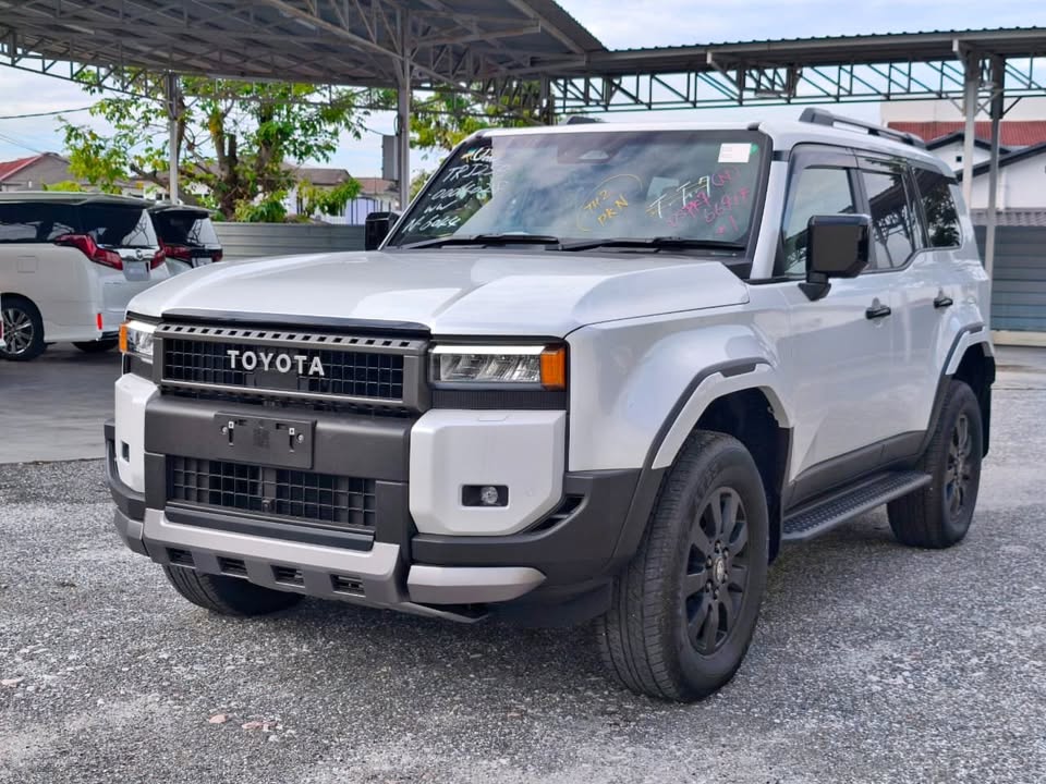 2024 Toyota Land Cruiser 2.7 250 VX First Edition SUV **grade 6a **sunroof **360 camera