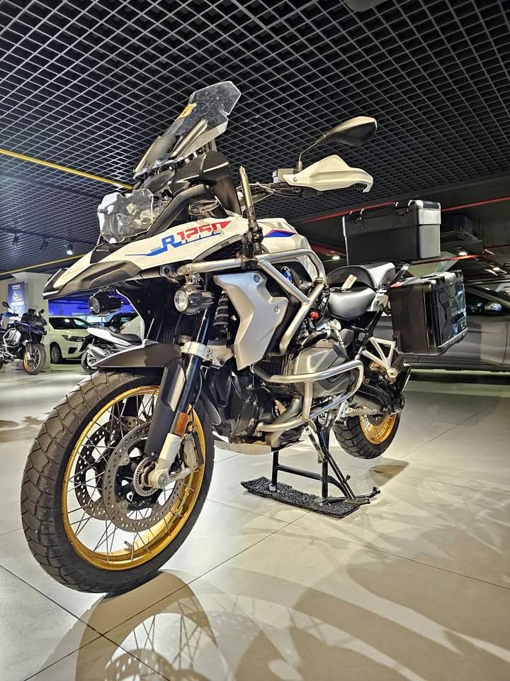 BMW R1250GS 2023- Auto Selection