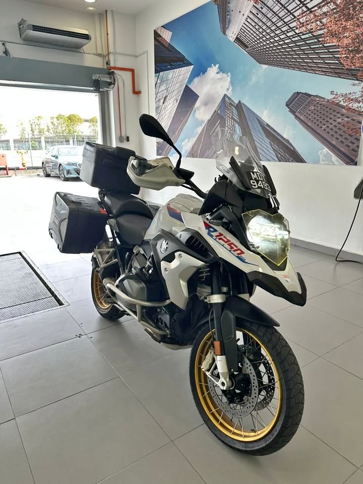 2023 BMW R1250GS k50