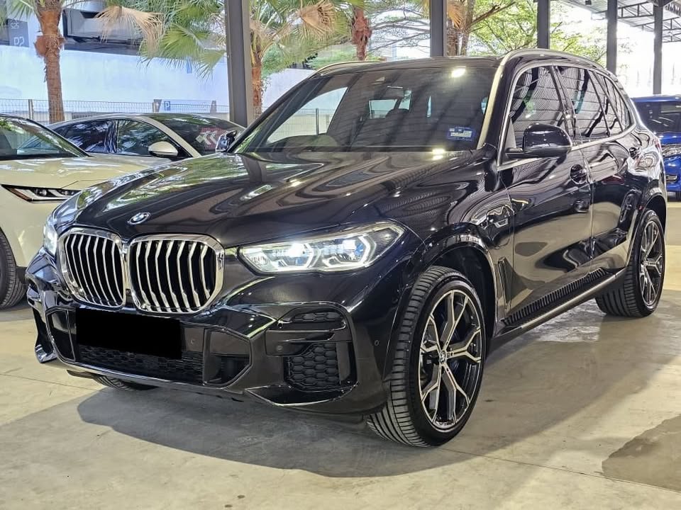 2022 BMW x5 3.0 xdrive45e m sport # full service 30k+ km