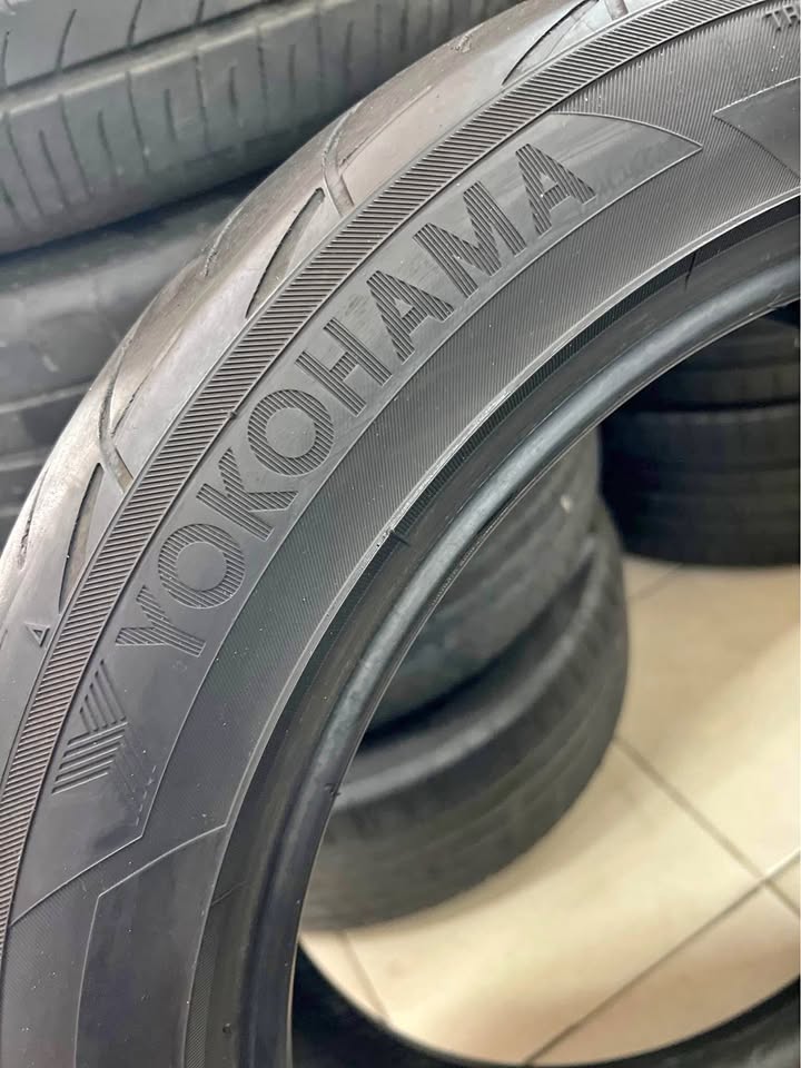 4 PCS YOKOHAMA ADVAN FLEVA 2023 215/50/17