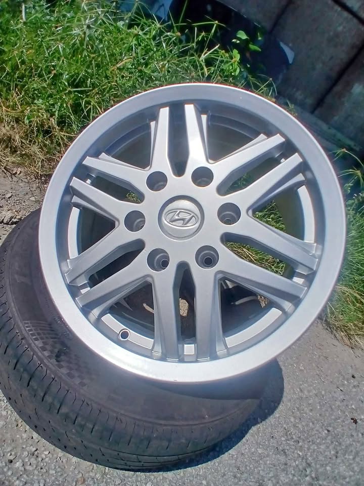 Hyundai Grand Starex 2010 ORI RIMS by JRD 16 INCH X 7 JJ