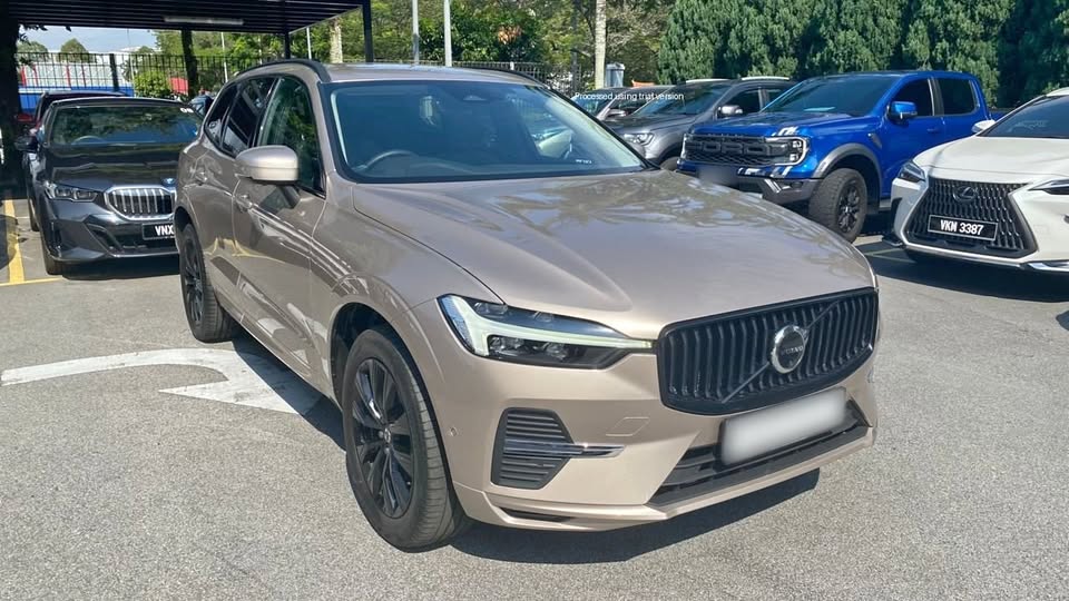 2023 Volvo XC60 B5 Plus full manufacture warranty