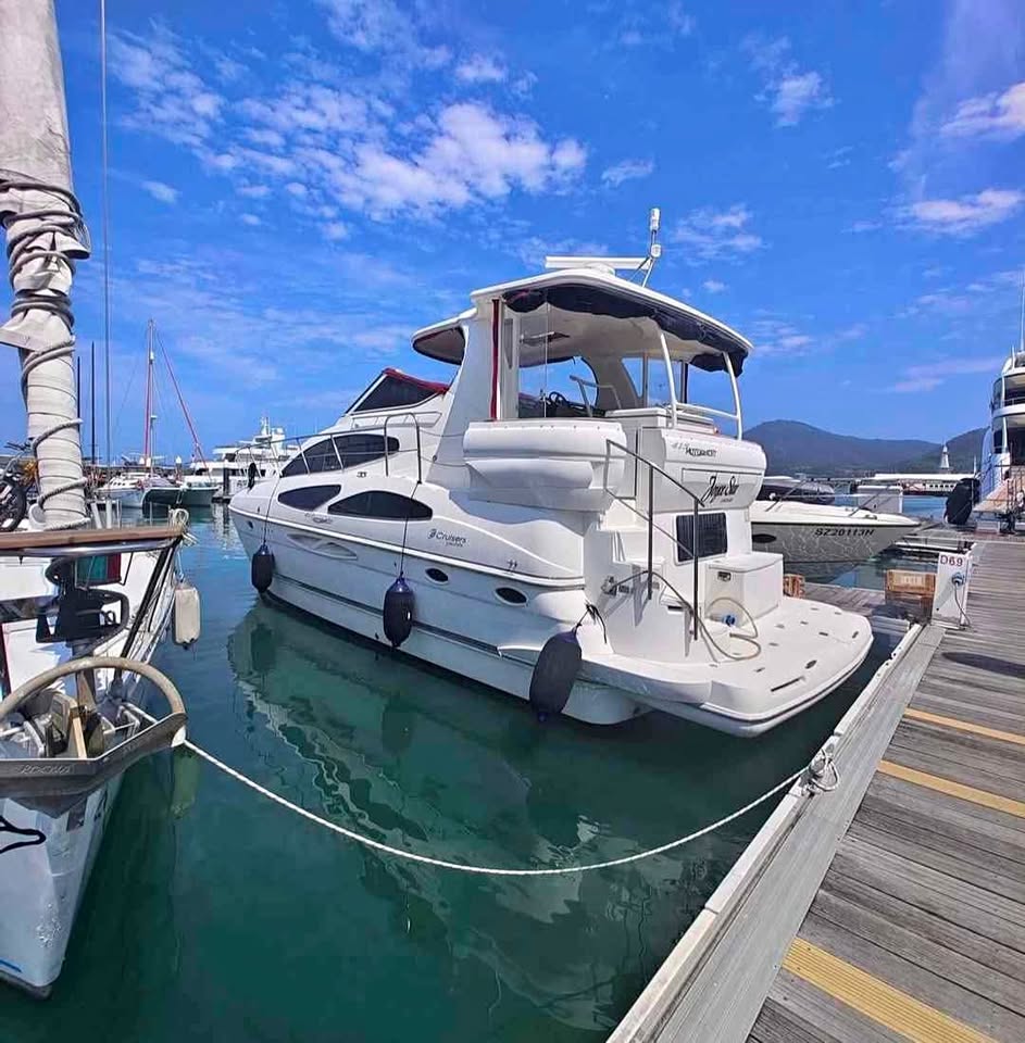 Yacht boat for sale bot untuk dijual Cruiser yacht 415 express