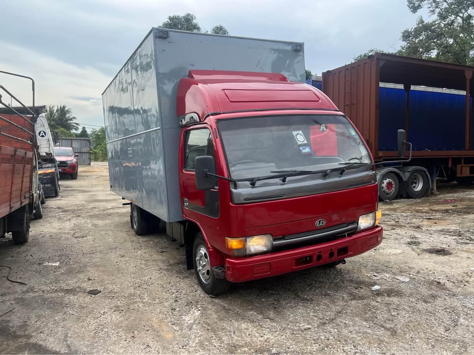 NISSAN UD 17KAKI