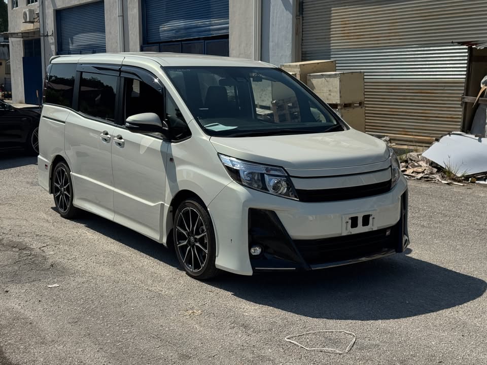 2021 2021 toyota noah 2.0 gr sport