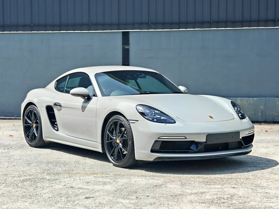 2022 Porsche 718 cayman 2.0 sport chrono bose pdls+ uk high spec