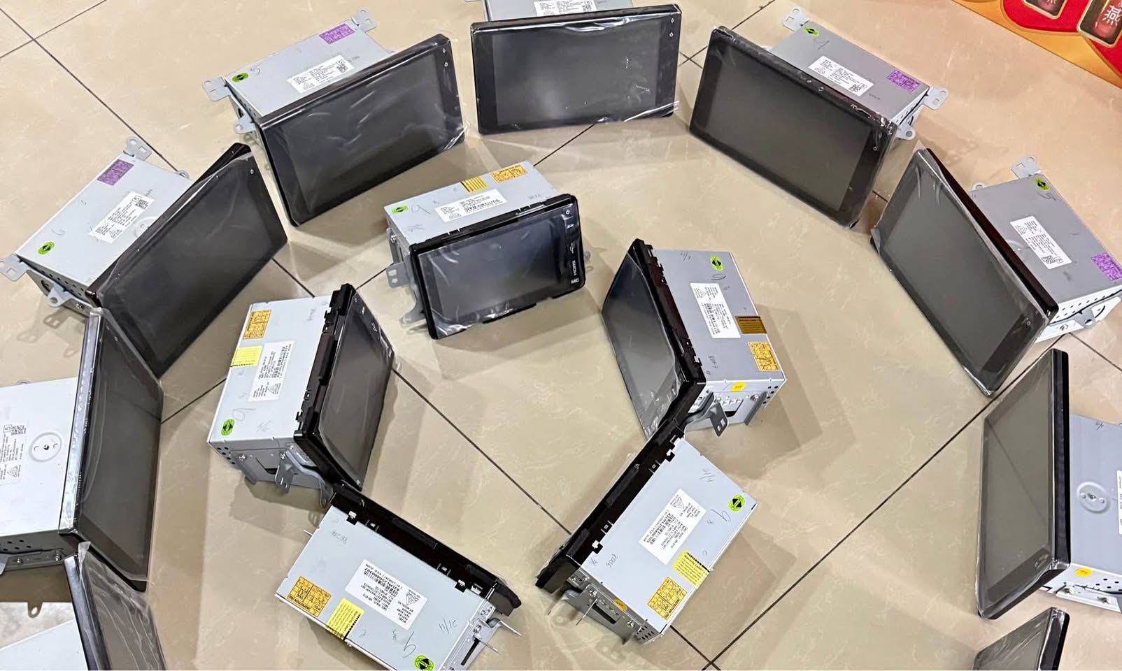 New Bezza & Ativa original adv player radio