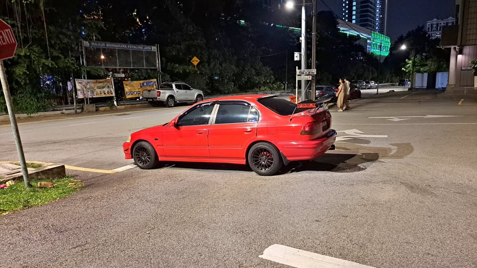 1997 HONDA CIVIC 1.6 vtec auto 1 owner only