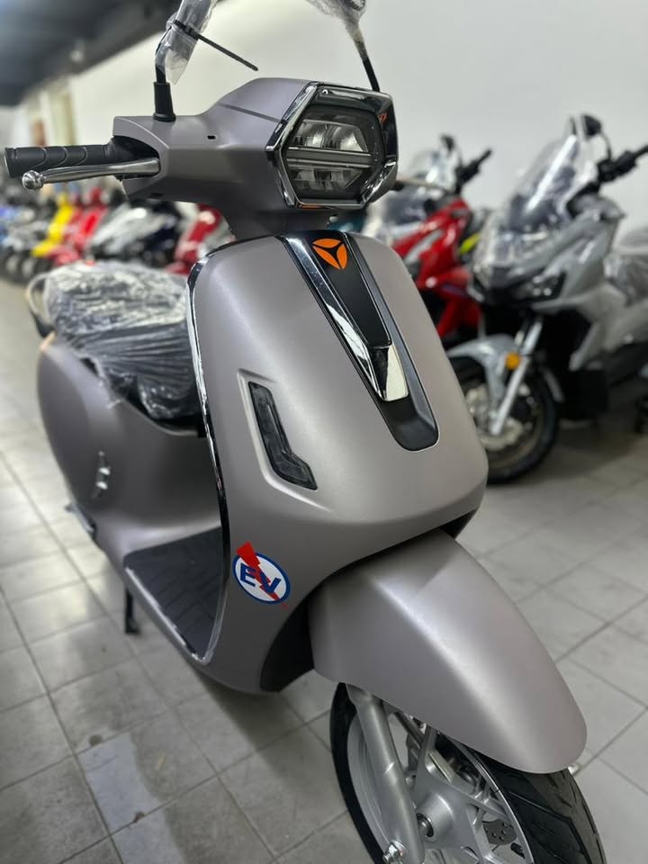 2025 NEW YADEA RS20 Electric Scooter new yadea rs20 electric scooter