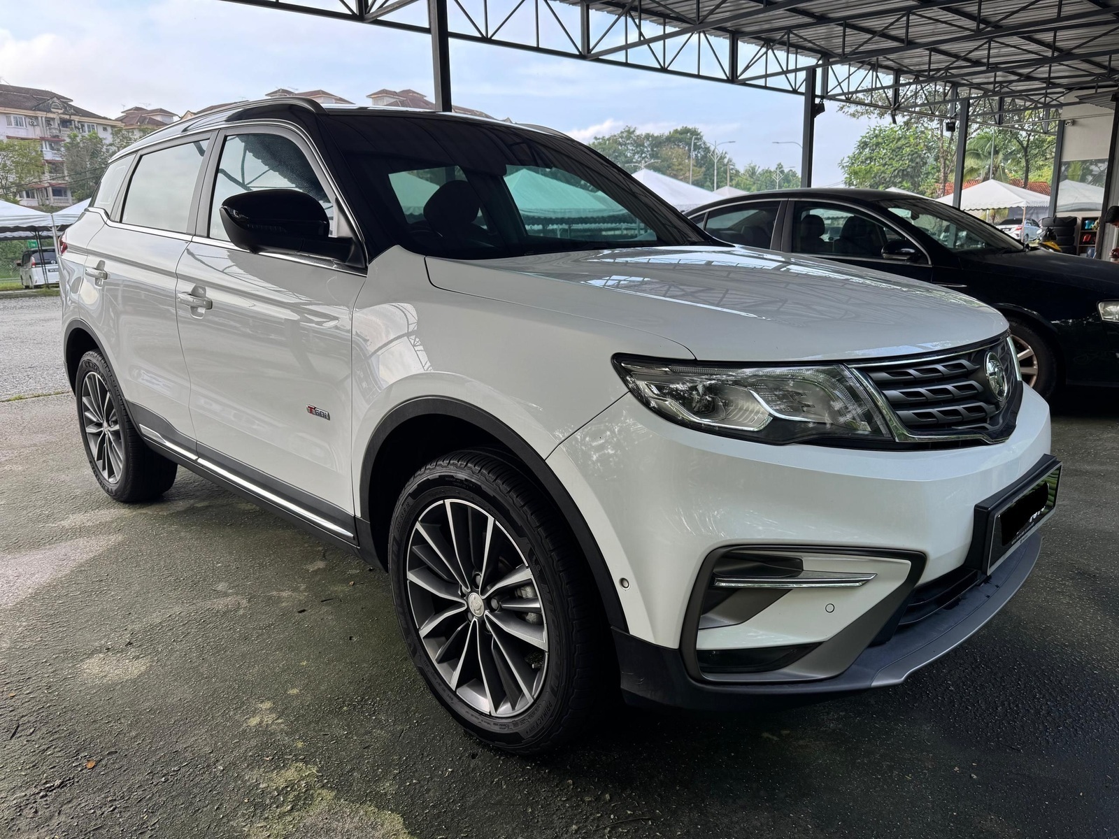 PROTON X70 1.8 TGDI PREMIUM 2WD