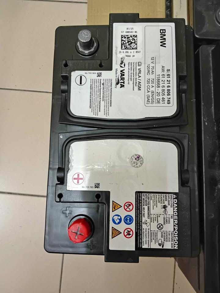 BMW AGM BATTERY. Ah70 original made in Germany new old stoke