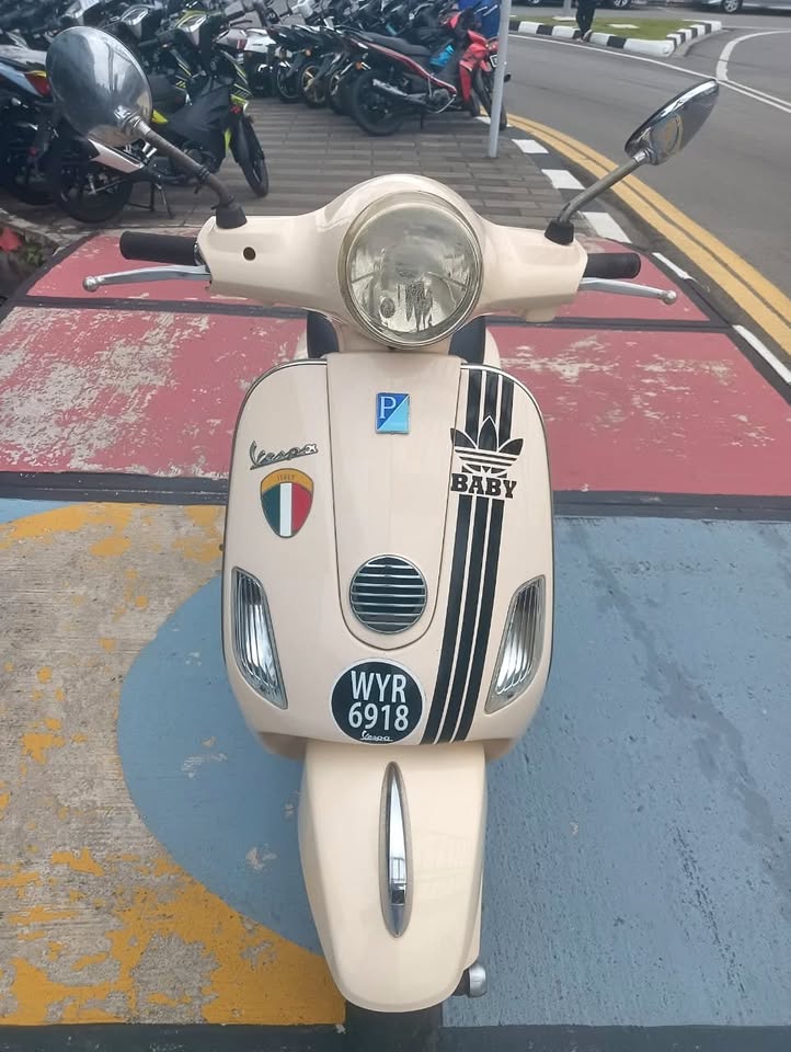 2017 Vespa lx