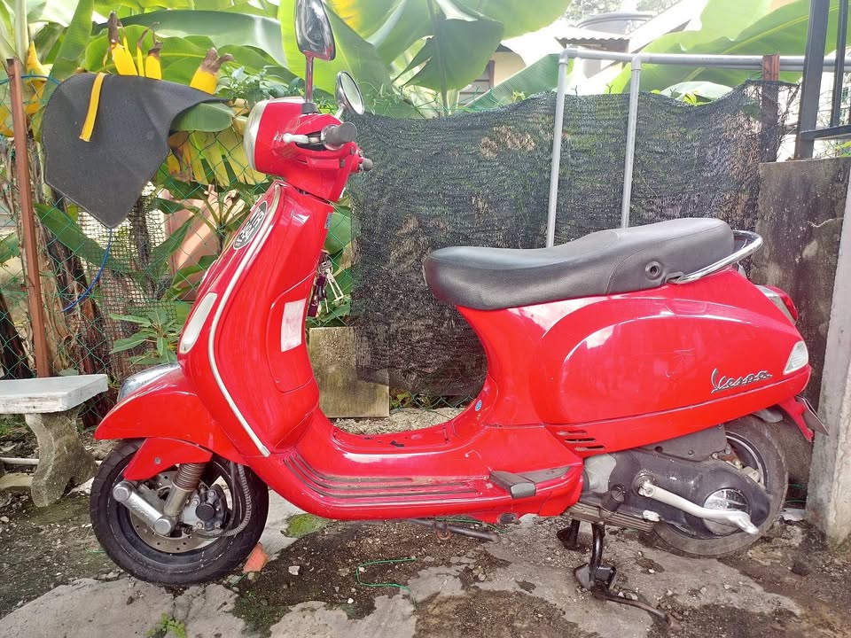 Vespa LX150