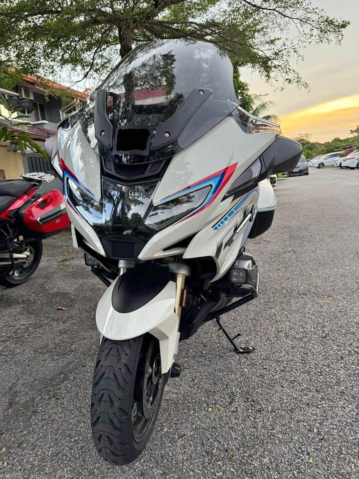 BMW R1250 RT Year 2021 For Sale