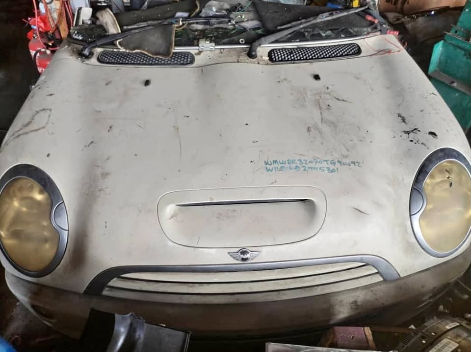 Mini R53 half Cut Auto. Location Kulau lumpur [hidden information] tq