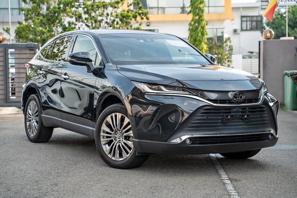 2022 Toyota harrier z spec jbl 360 cam bsm dim