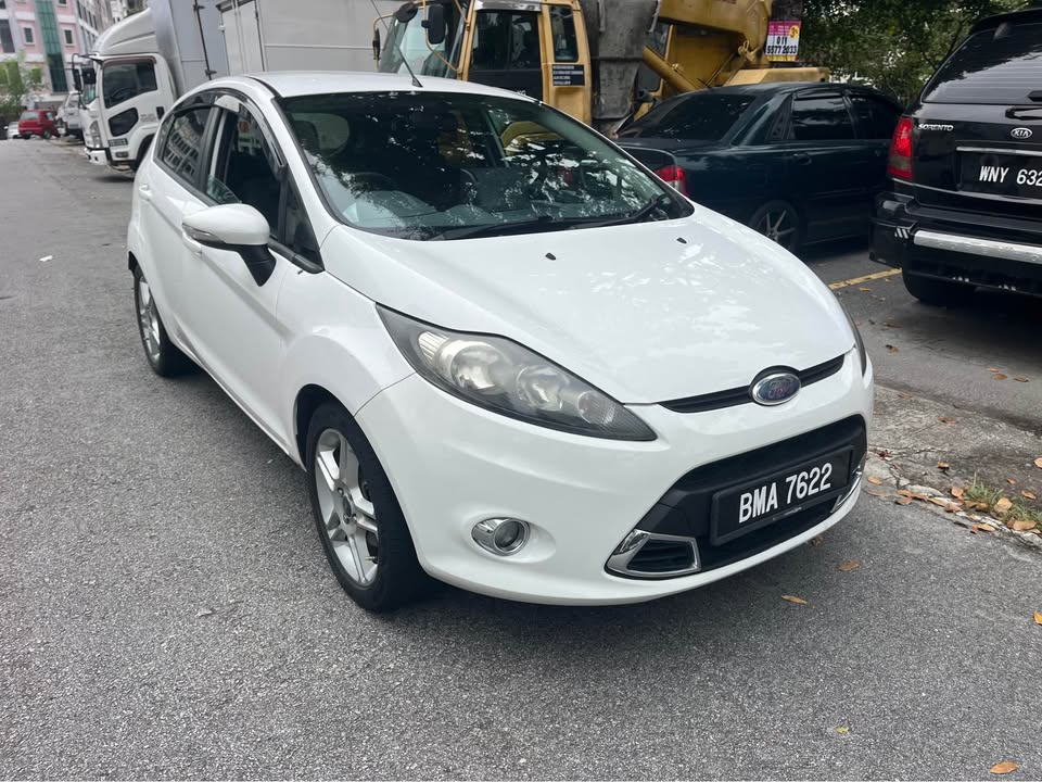Ford fiesta 1.5 auto 2012