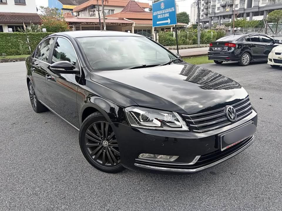 2012-VOLKSWAGEN PASSAT 1.8 TSI...