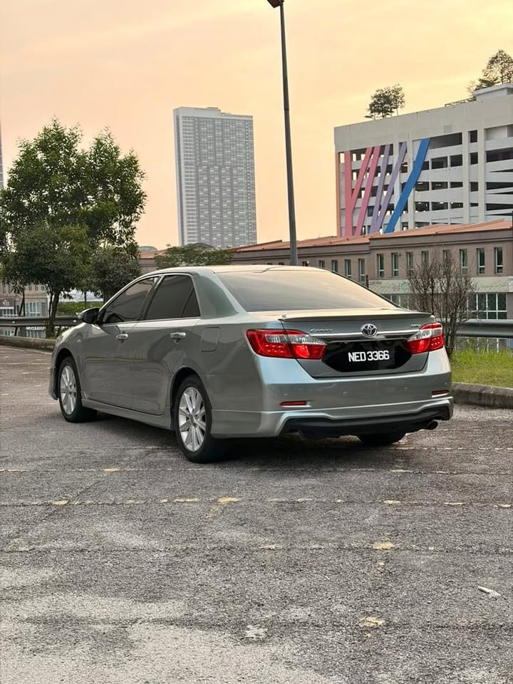 2014 TOYOTA CAMRY 2.5 AUTO (UN...