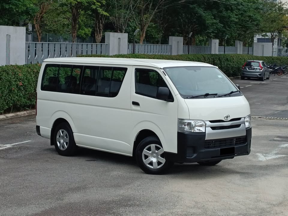 2014  TOYOTA HIACE  window van...
