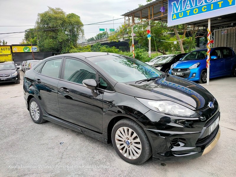 2013 Ford Fiesta LX 1.6(A) One...