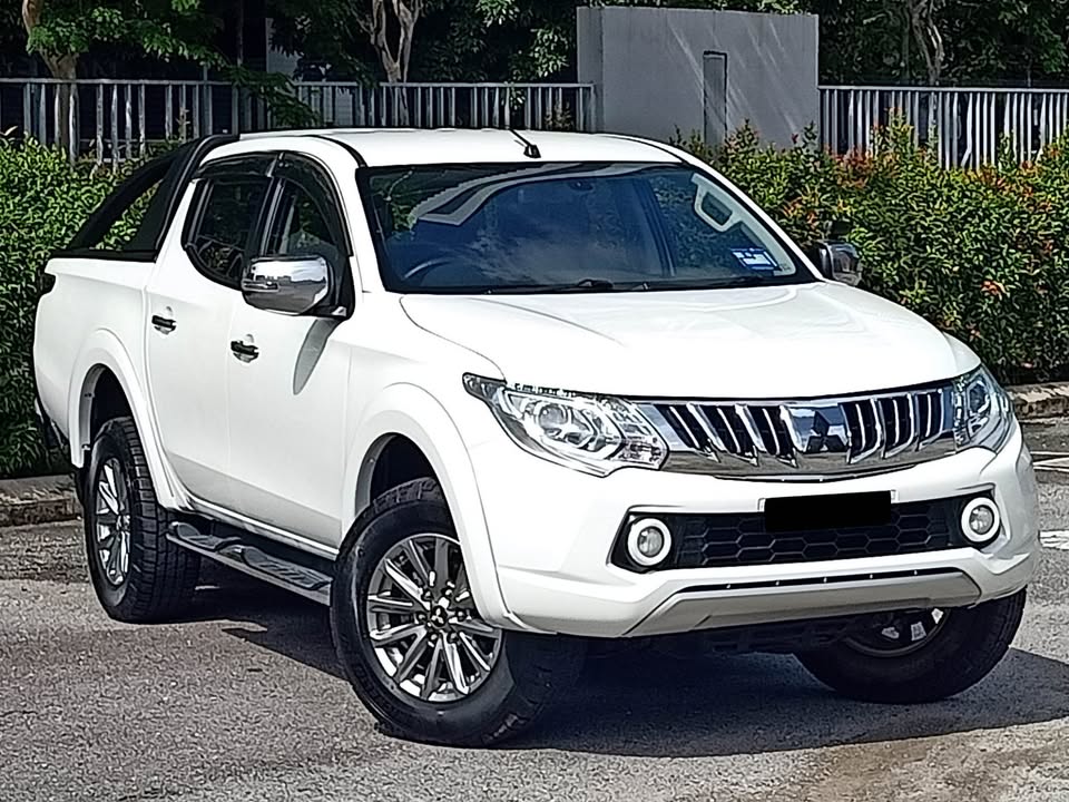 2015  / 2016 MITSUBISHI  TRITON 2.5 vgt high-spec 4x4 (a)