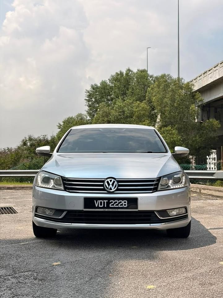 2014 VOLKSWAGEN PASSAT 1.8 TSI...