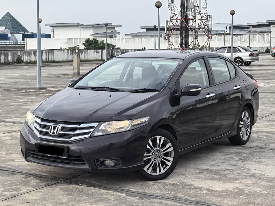2013 HONDA  CITY E 1.5 AT