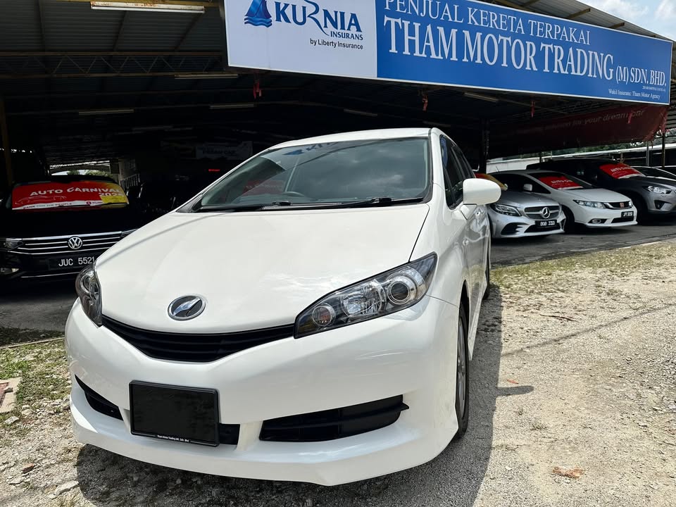 2011 TOYOTA WISH 1.8L CHINESE NEW YEAR PROMOTION LIMITED STOCK PRICE CAN NEGO!!!!!!