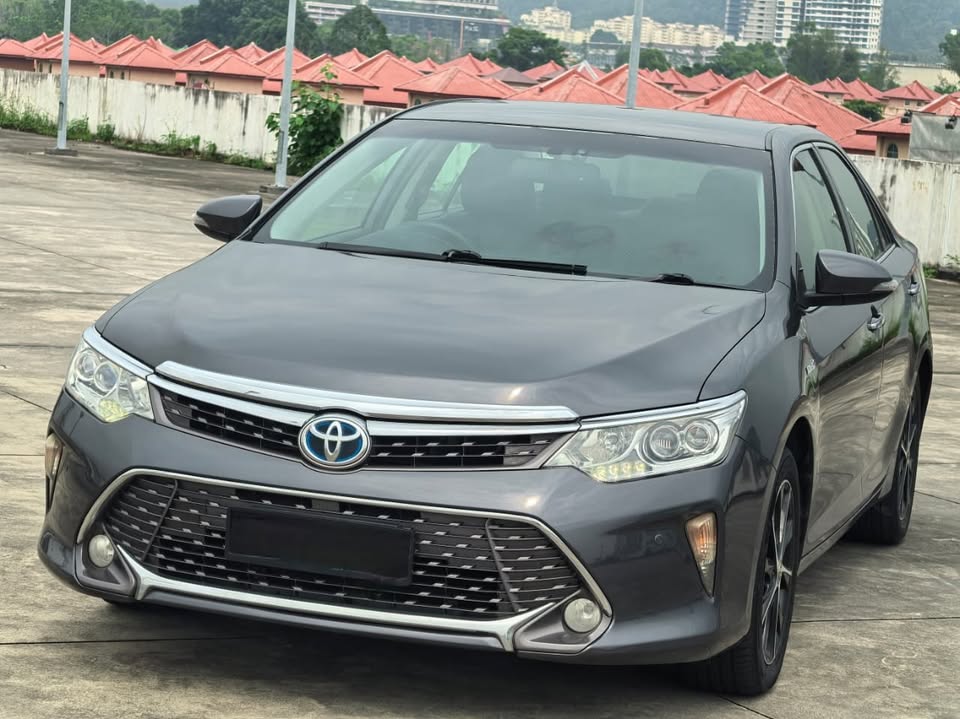 2015 TOYOTA CAMRY 2.5 LUXURY HYBRID !!! FULL LOAN
