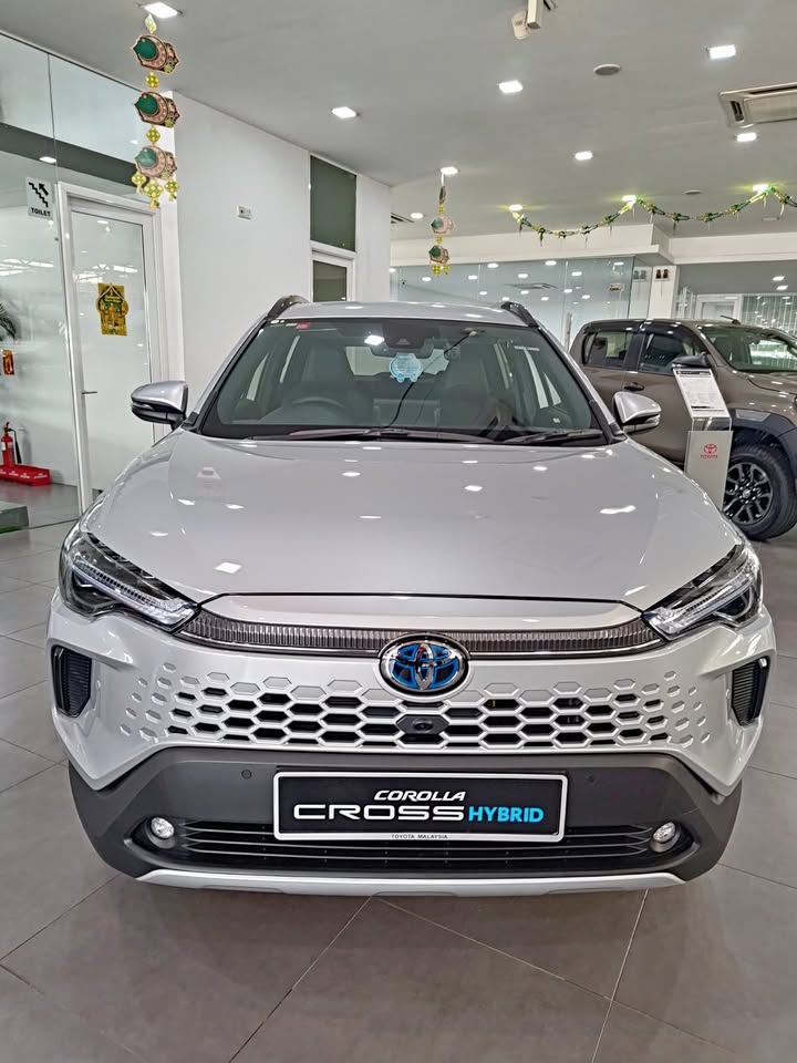2026 Toyota corolla cross 1.8 hev