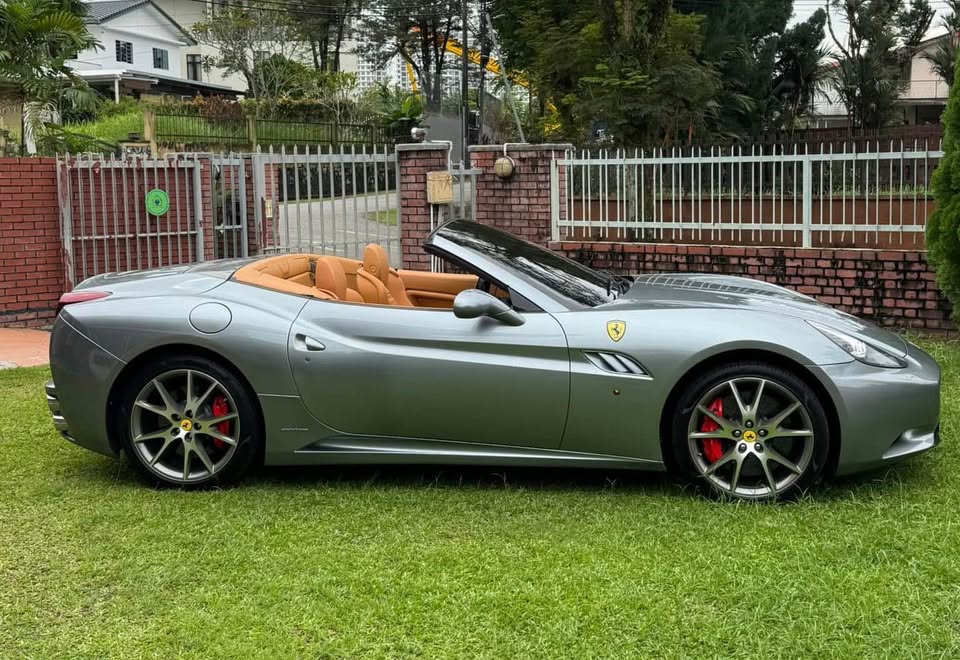 2009 Ferrari California 4.3L V8 18,000 kms Ferrari Malaysia car