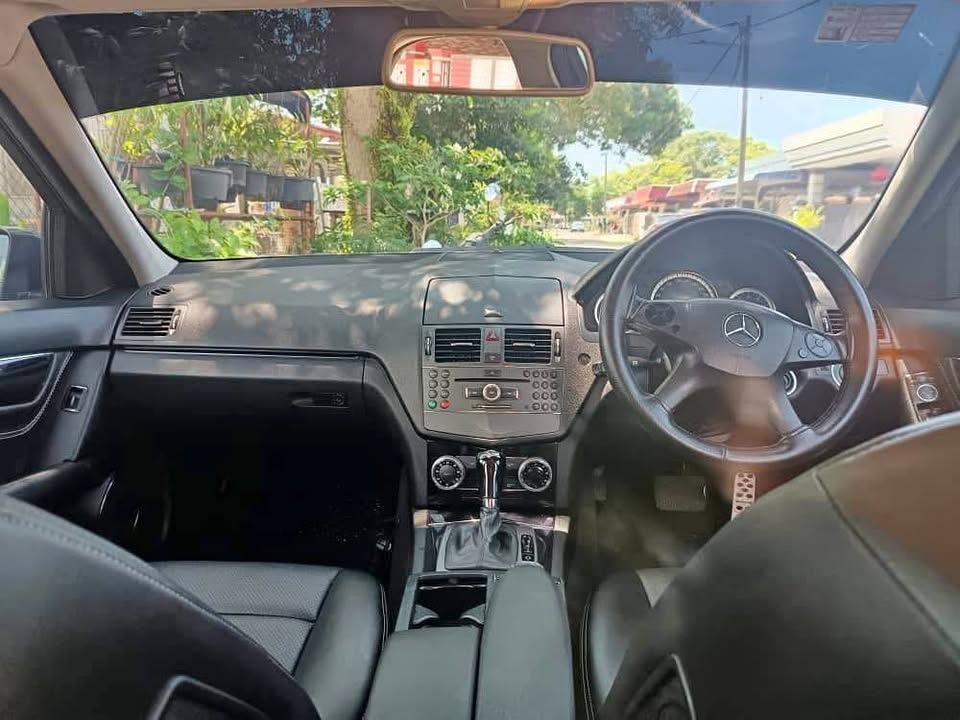 Mercedes-Benz 2009 Reg 2015 C200 W204- Cars for sale