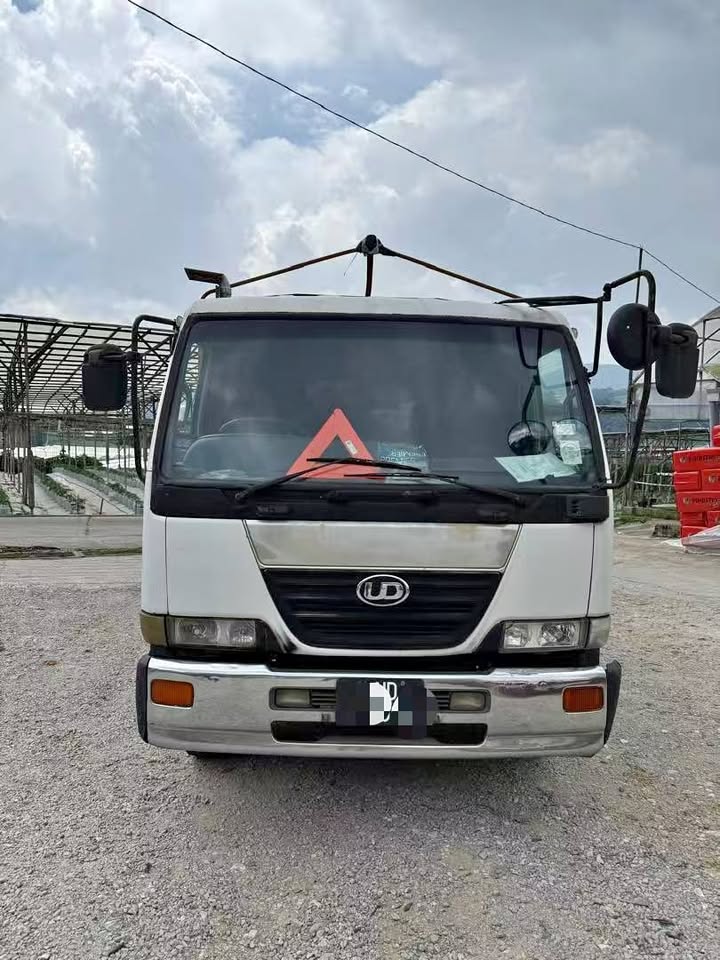 Lorry 7 Ton For Sale