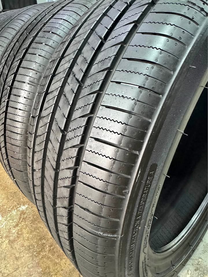 205/50/17 USED TYRES (Like New)