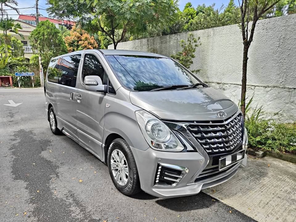 2017 Hyundai Grand Starex For Sale