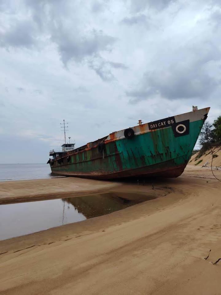 Ship for scrap for sale