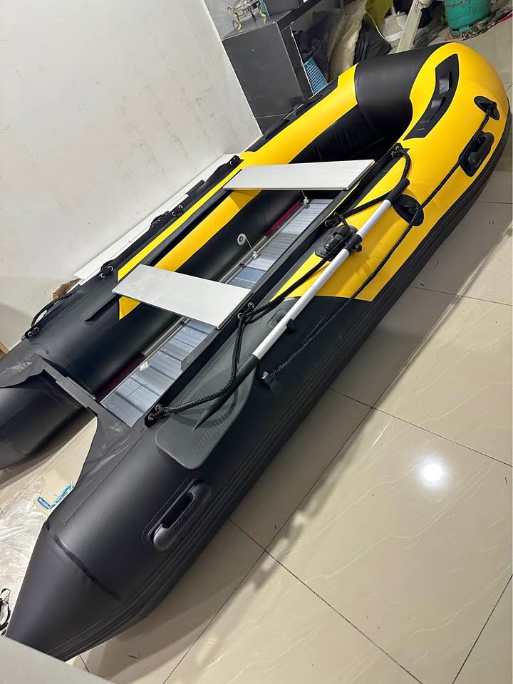 Boat angin limited warna ingin di lepas kan..