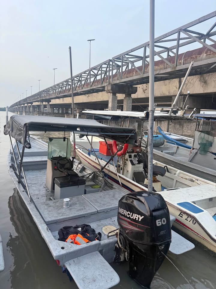 SAMPAN, ENJIN DAN GARMIN UNTUK DI JUAL!!!