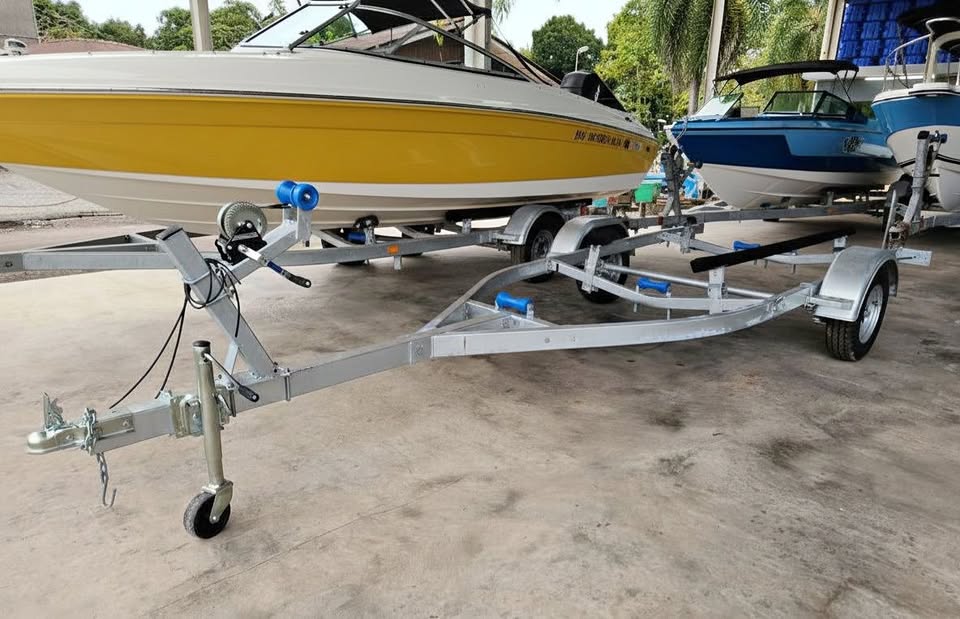 Trailer Boat sekali legal