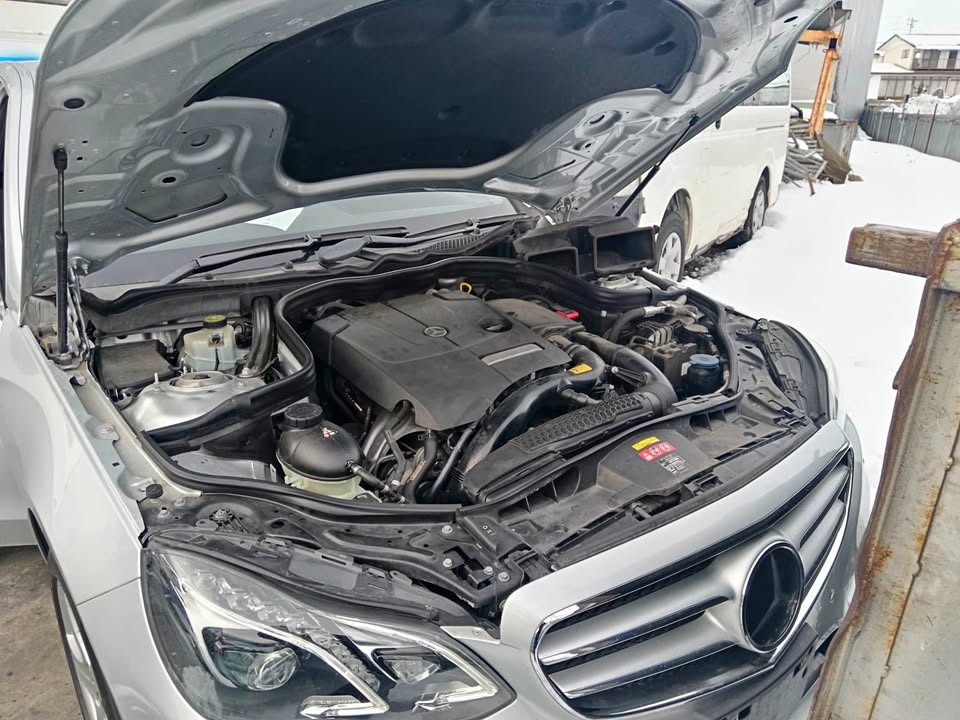 Mercedes Benz w212 2013 halfcut japan coming soon