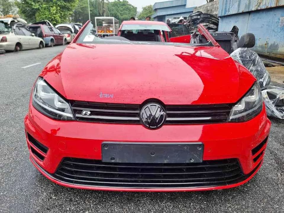 Golf r mk7 nosecut "second hand spare parts for sale