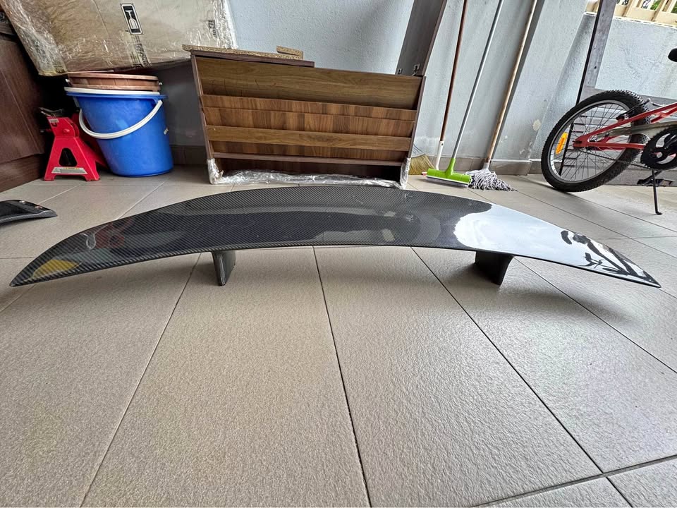 E9x M carbon spolier and brake for sale