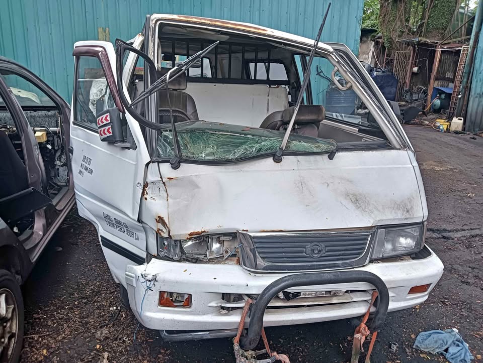 NISAAN VANETTE SPARE PARTS FOR SALE